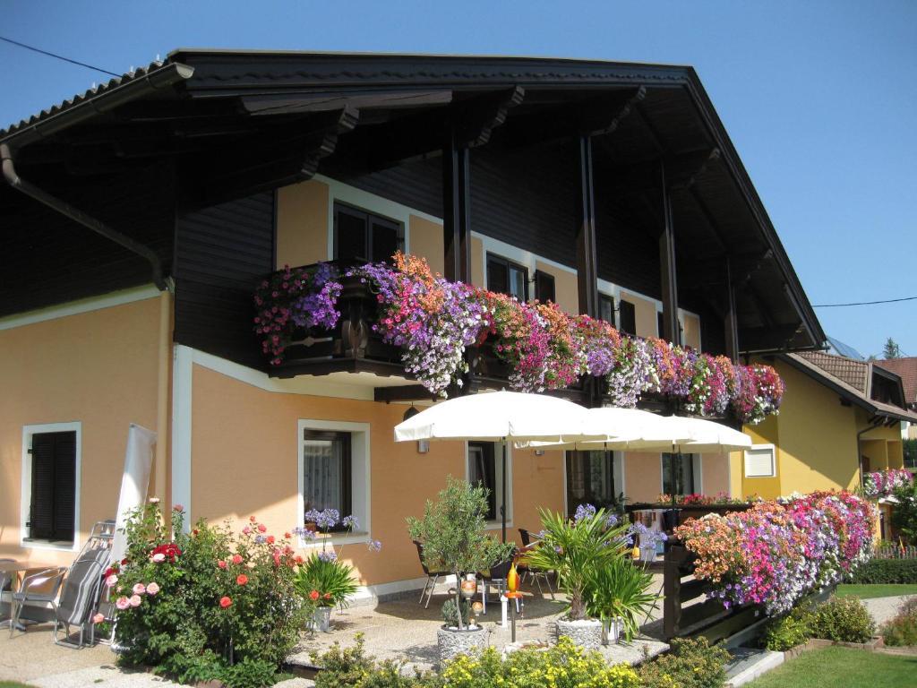 Gästehaus Stroitz Drobollach am Faakersee Exterior foto